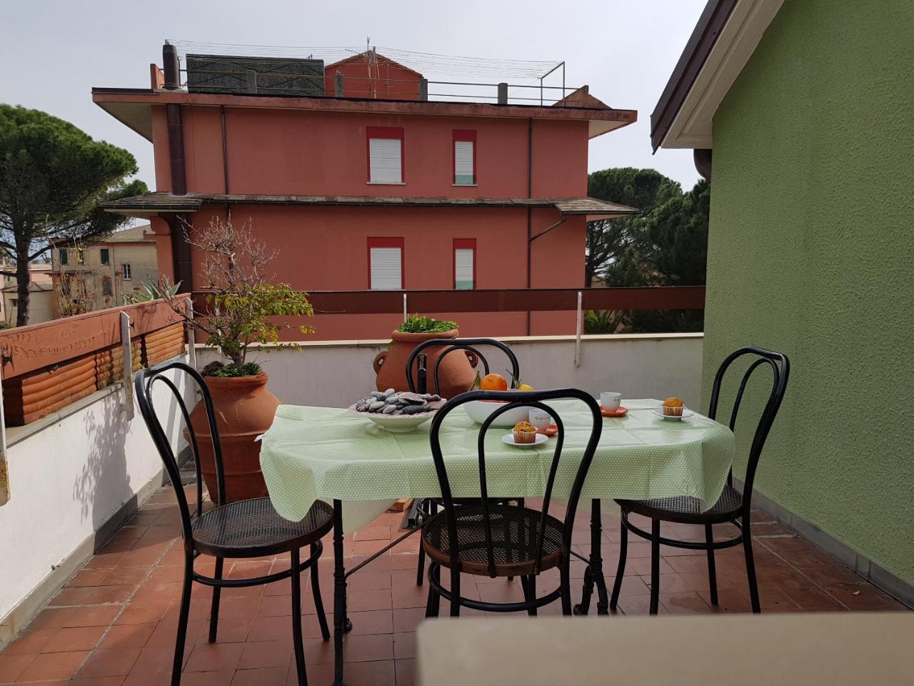 Karinas House Apartment Монтеросо ал Маре Екстериор снимка
